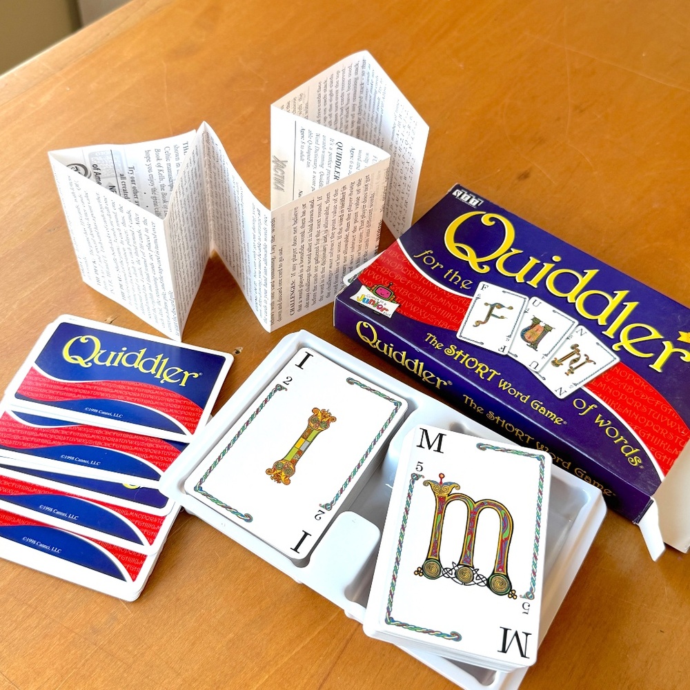 Quiddler Card Game, Spelling Game